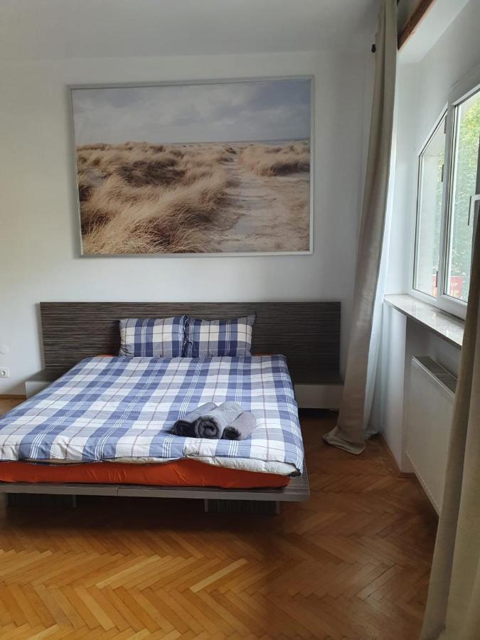 Cismigiu Garden Apartment Bukares Bagian luar foto