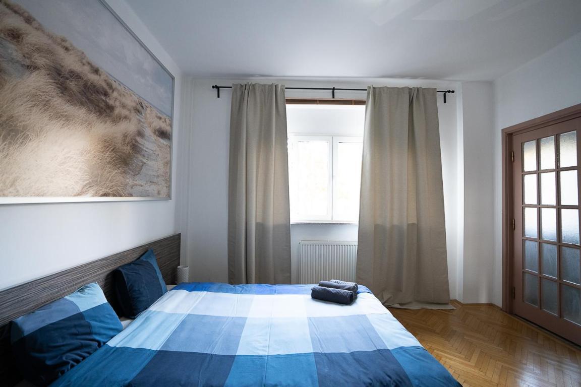 Cismigiu Garden Apartment Bukares Bagian luar foto