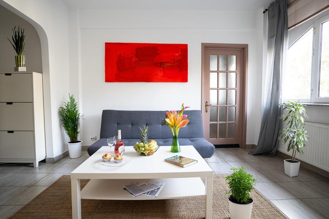 Cismigiu Garden Apartment Bukares Bagian luar foto